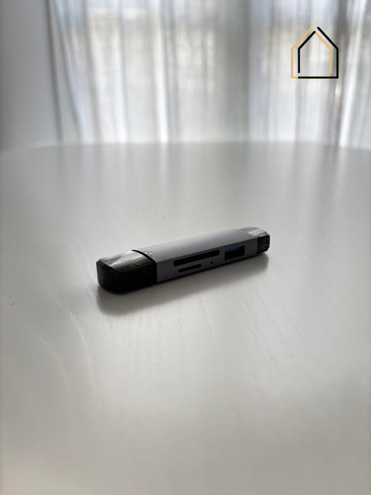 Lecteur de carte SD 3.0 / micro SD 3.0 - 6 en 1